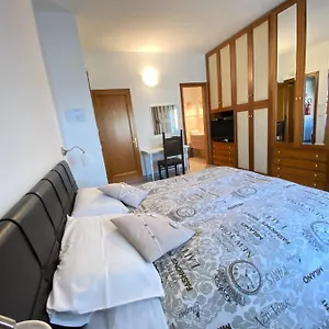 We In Rome Bed & Breakfast Casal Palocco